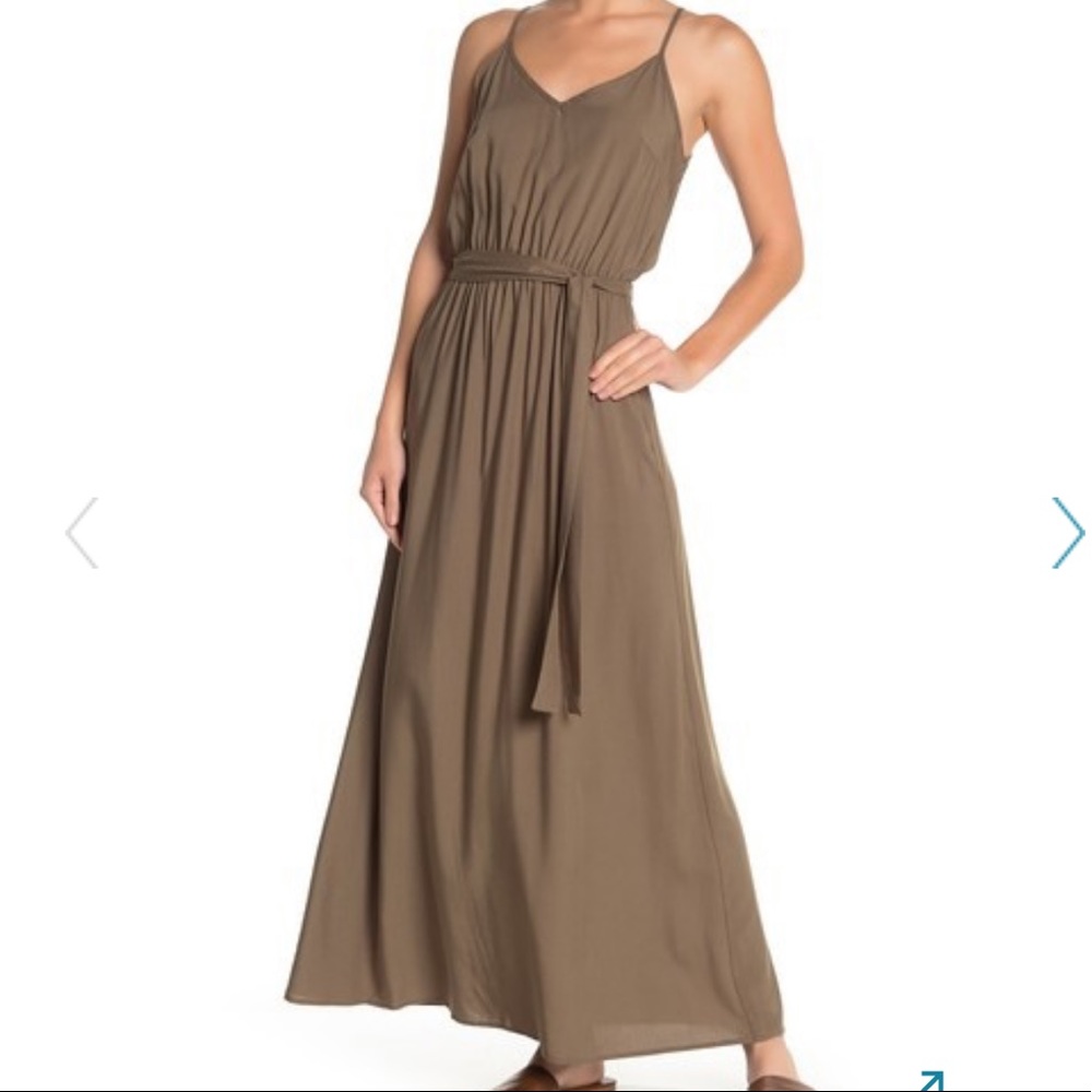 Vanity Room Maxi Dress 🔥